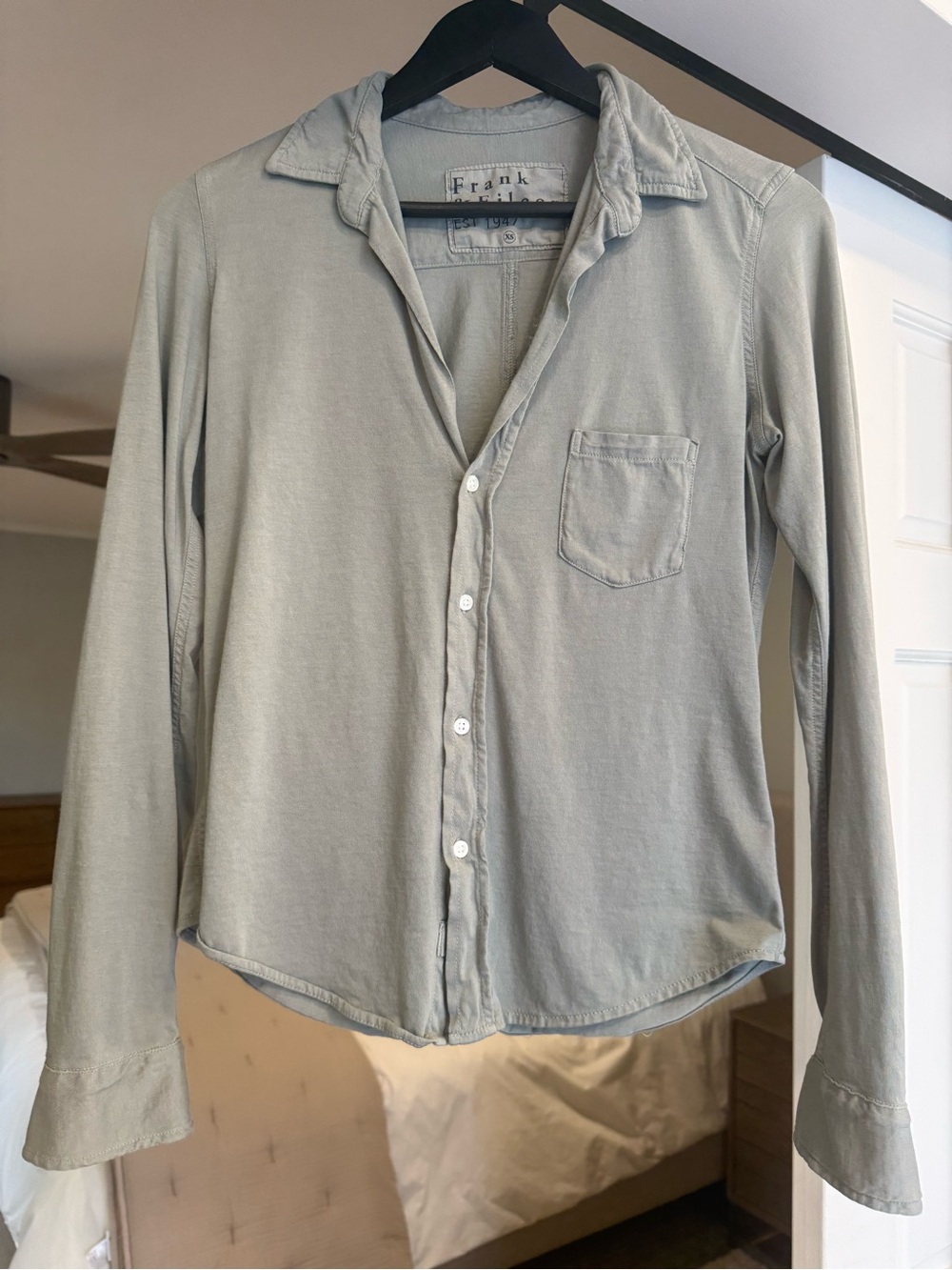 Frank & Eileen Tee Lab Button-Down Shirt in Sage Green